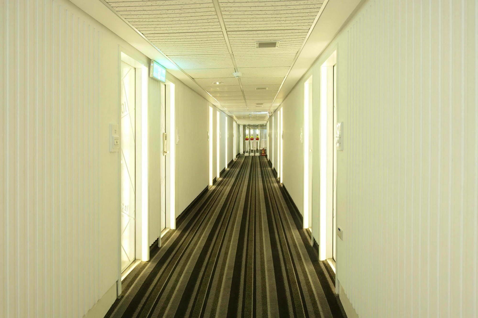I Hotel - Taoyuan Exterior photo